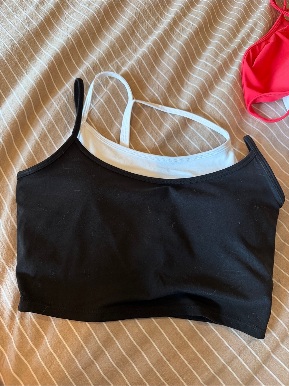 Women’s Black & White Layered - comfrt brand new